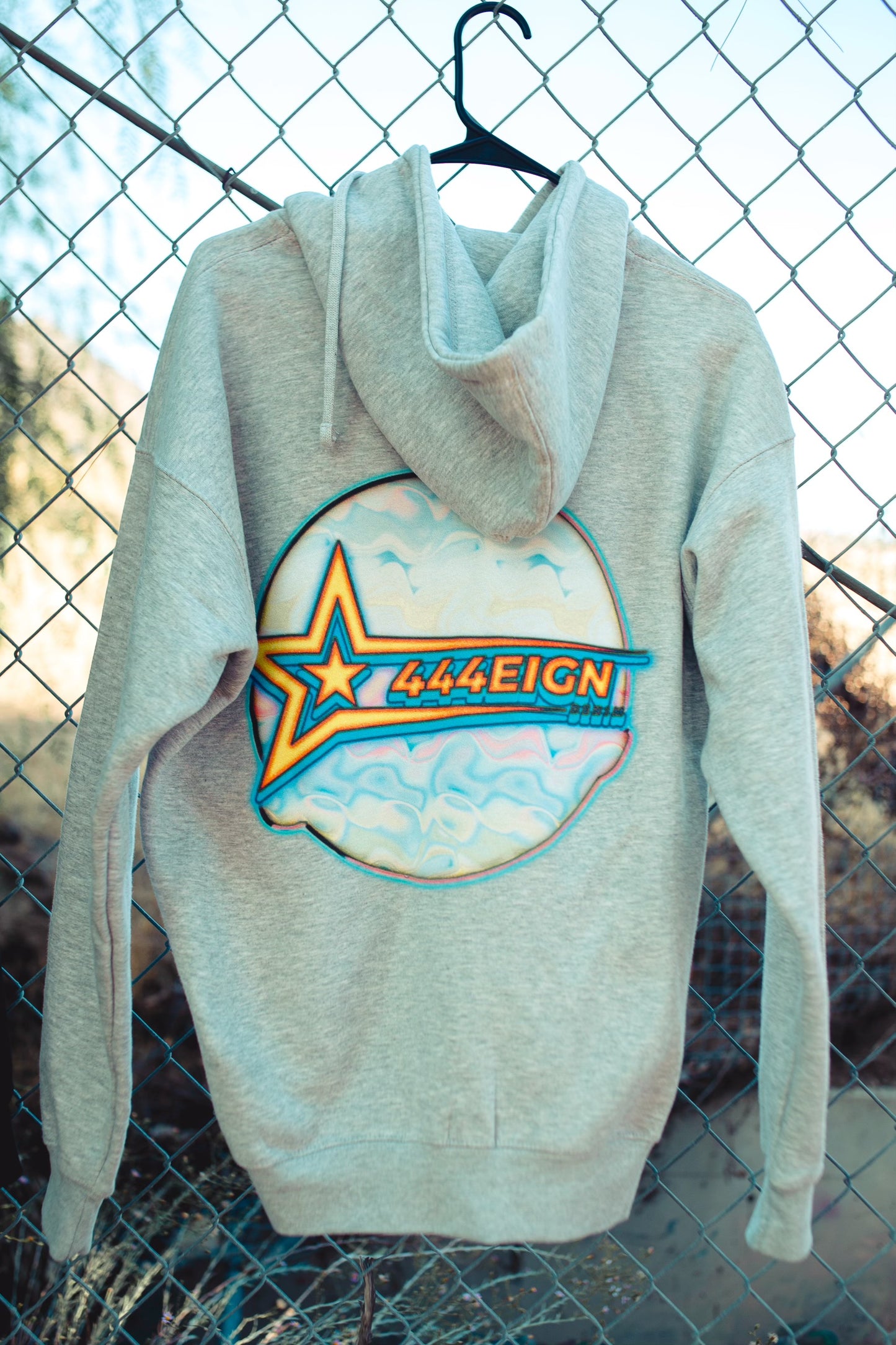 444eign Star Zip Up